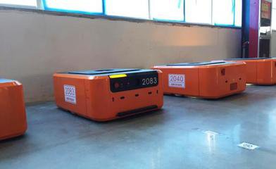 杭州跨境电商仓储 用上本土机器人