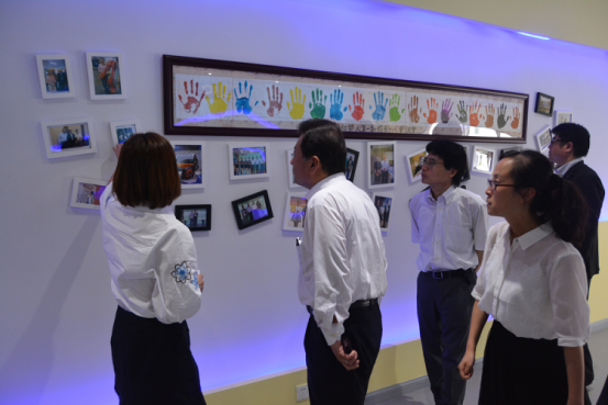 日本安川电机部长莅临拓野机器人进行工作指导