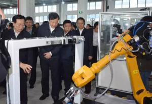 青海省省委书记王国生、省委副书记、省长郝鹏率团考察调研埃斯顿自动化