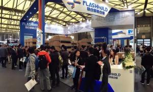 快仓“黑科技”引爆CeMAT物流展