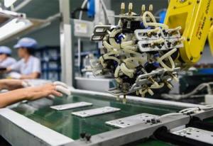 智能制造用工需求减少 工人的出路在哪里？