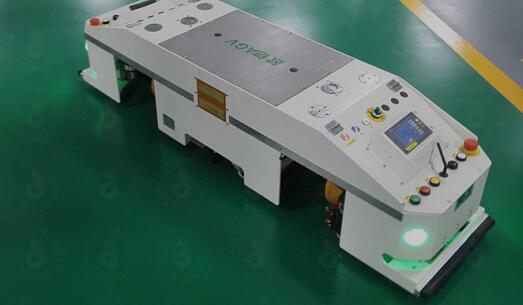 柔性生产线使用AGV仓储机器人，更加人性化