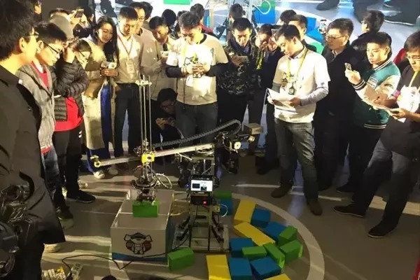 从机器人大赛看京东的人才野心