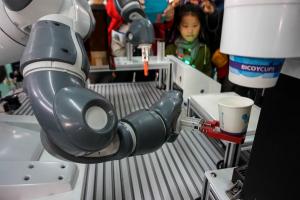 重拾好奇心，体验智能时代的科技魅力