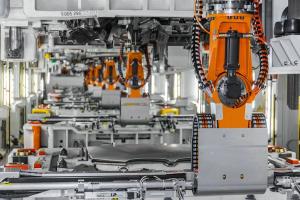 工业4.0生产体系先行者 全新BMW 5系Li下线