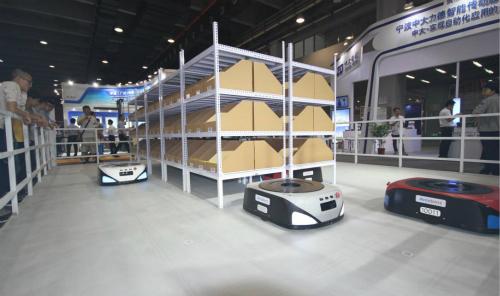 会学习、适应快 艾瑞思仓储机器人惊艳广州物流展