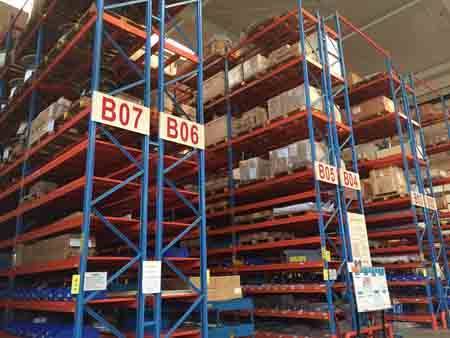 动进科技AGV小车引爆仓储物流智能化