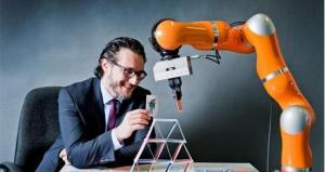 全自动科技现代化时代，智能AGV机器人能帮助我们做什么？