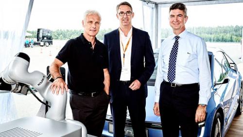 深化战略合作关系，共塑未来汽车世界