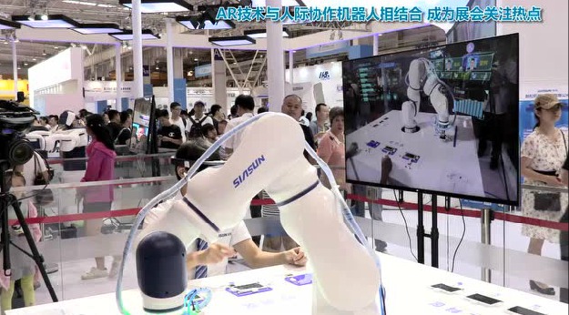 新松：厉害了，WORD机器人