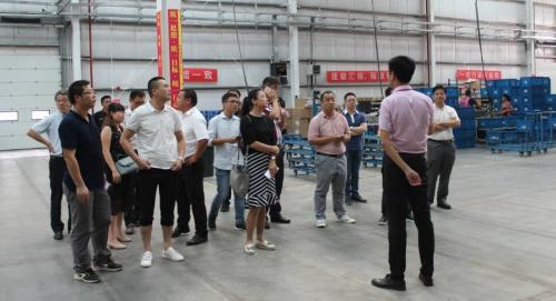 【揭秘】唯品会智能仓储机器人的应用