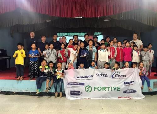 公益|科尔摩根用行动传递关爱