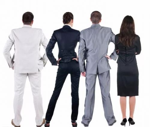 艾吉威：十月份的入职培训你Get到了什么？