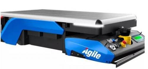 柯马推出首款物流机器人