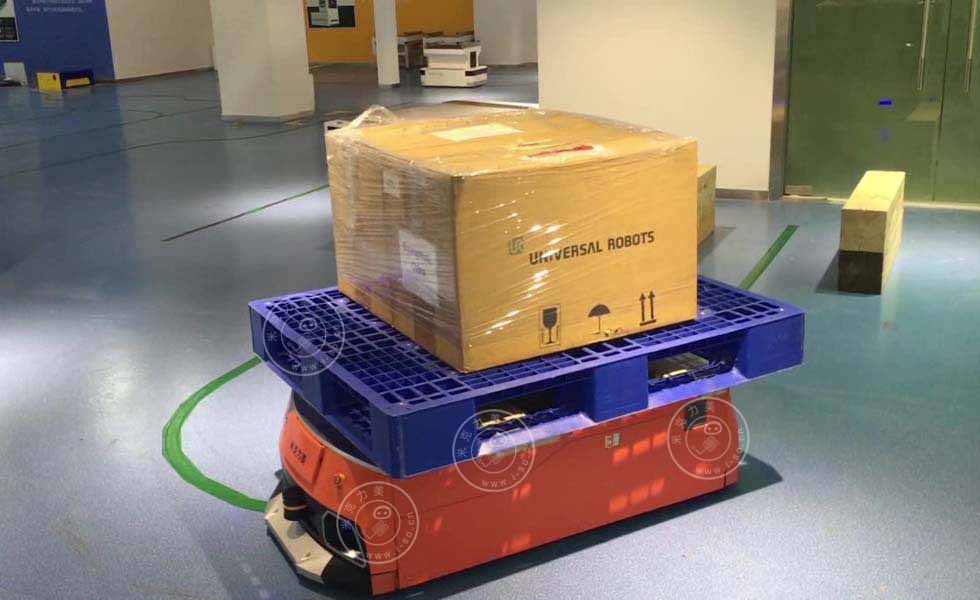 顶升AGV机器人磁导航AGV小车HY-500