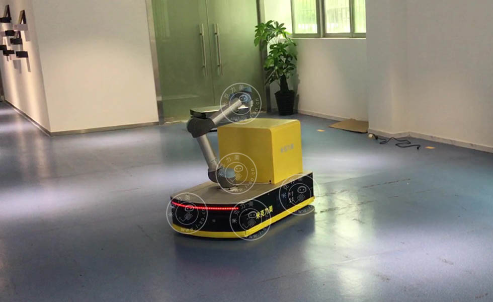 全向移动激光AGV小车MC-200无反光板激光AGV