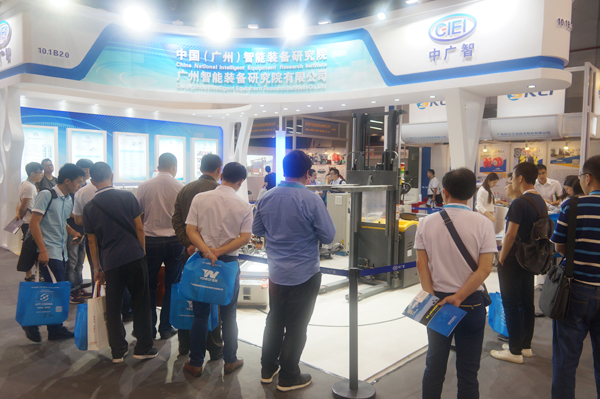 2018自动化展蜂拥而至  AGV将一展雄风
