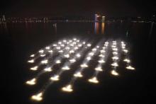 国赛冠军登上狗年春晚 全球首次大规模无人船协同编队震撼亮相