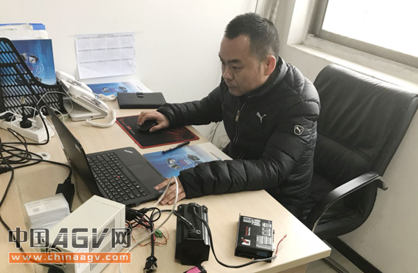 晶貌直流无刷电机及伺服电机在AGV小车上的应用