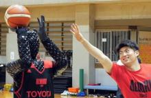 你还敢坐吃山空吗！各行业机器人都来抢饭碗了！