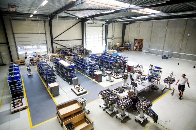 泰瑞达与Mobile Industrial Robots (MiR)联合宣布泰瑞达收购协作自主移动工业机器人领导者MiR