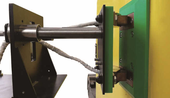 泰坦 AGV充电接口