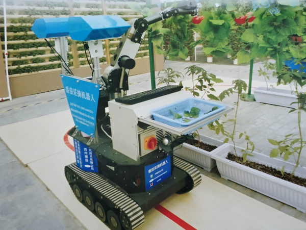 机器人占领农田还需要多久