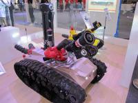 ﻿灭火机器人亮相皖製造业大会