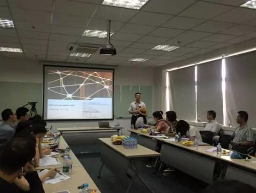 产品服务一体化 20余家媒体到访魏德米勒亚太物流中心