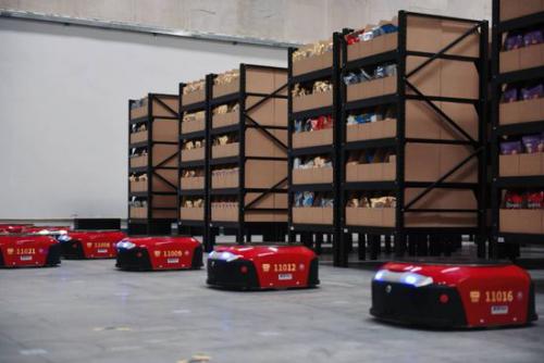 备战818 国美AGV机器人仓落地广州天津