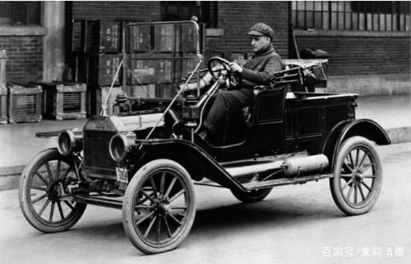 机器人的出现，使现代汽车制造业获得了飞跃