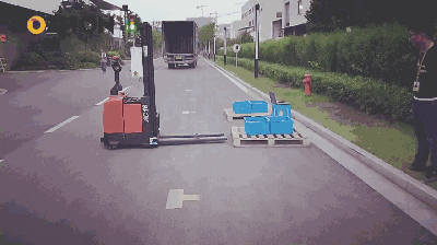 无人叉车时代，博众IGV叉车的C位车生