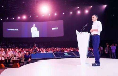 「亮相云栖大会」快仓智能制造业创新升级