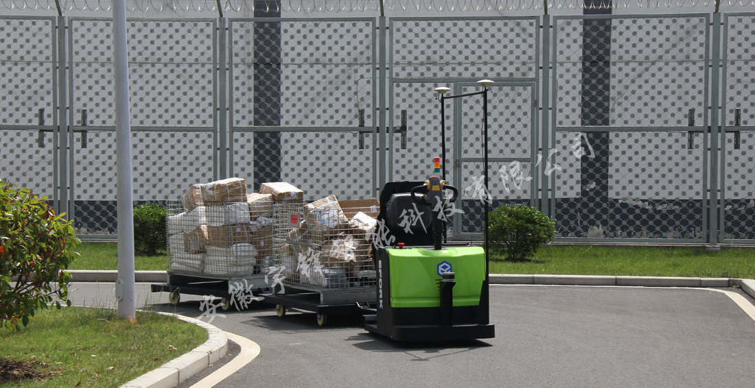 安徽宇锋 室外全天候无人搬运牵引AGV