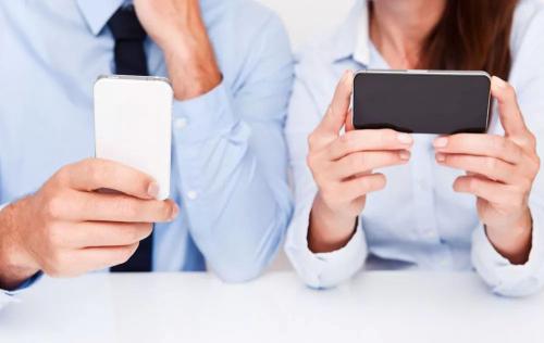 3C产品的Top助攻，就是这台通用TP（TouchPad）组装设备