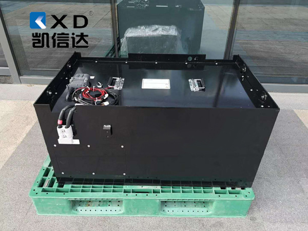 电动叉车电池，电动牵引车锂电池，电动堆高车蓄电池，48V 400AH磷酸铁锂动力电池系统
