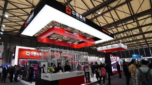 中鼎集成产品家族升级全新“紫气红”涂装 C位出道，黑科技闪耀CeMAT ASIA 2018