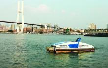 科学岛智能保洁水面机器人亮相进博会