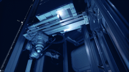 全球第一个机器人配送站来了，无人配送真的可行吗？