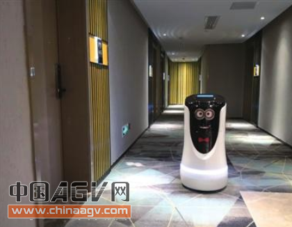 智能机器人何时成为酒店“万能员工”？