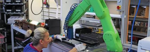 有了这位小能手，从此告别“996”