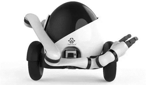 【拓斯达 | 新品】国内首款搭载柔性机械臂与双轮移动平台的协作型机器人问世