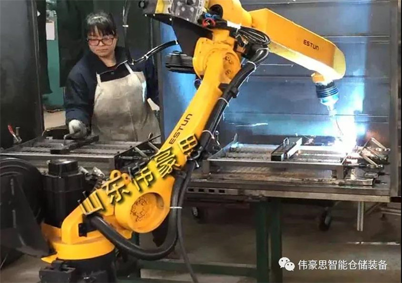 焊接机器人在家电行业的应用