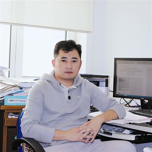 自主研制“智海1号”无人船