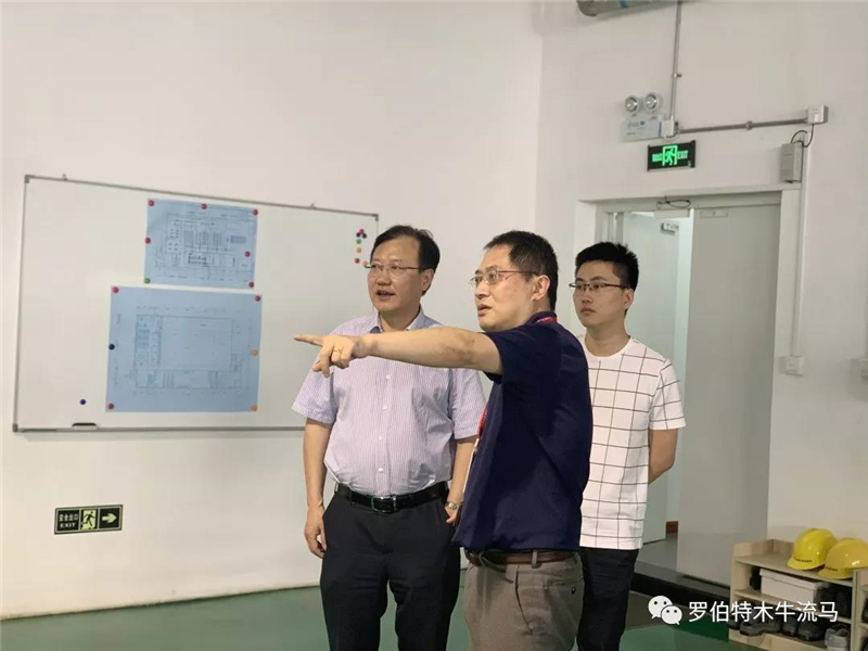 苏州工业园区科技和信息化局副局长周村一行莅临“木牛流马”参观调研