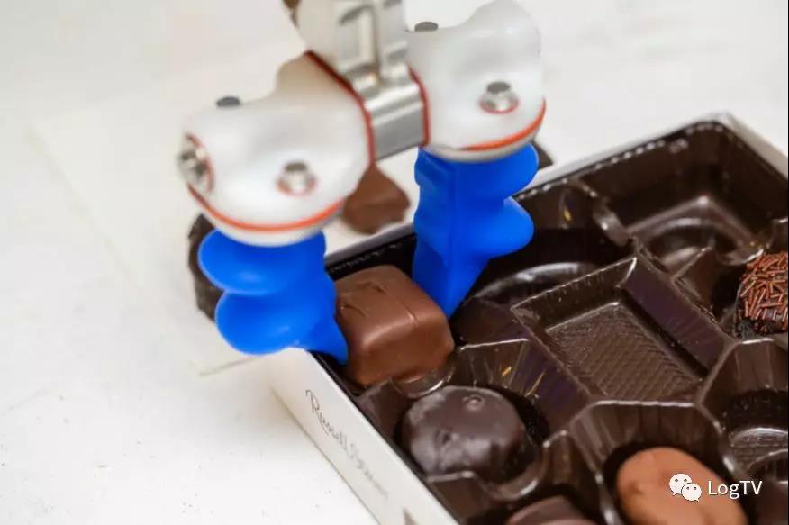 视频 | 轻松抓起棉花糖的Q弹柔性机械抓手？保证你没见过！