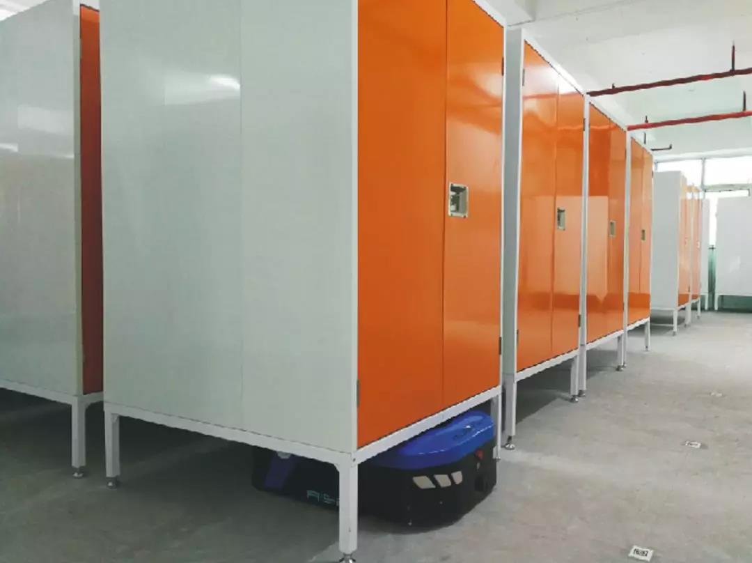 牧星机器人大众迷你仓，强强联手，升级全国首家智能自助式仓储服务