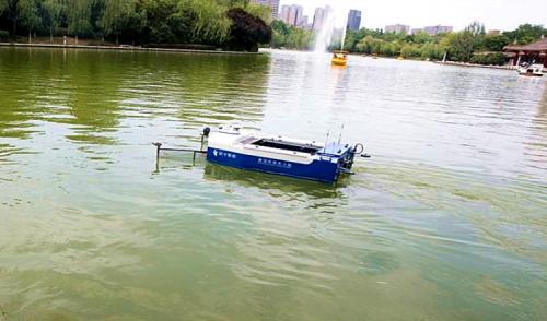 “无人环保清洁船”，清洁一亩湖面垃圾仅需25分钟！