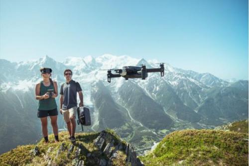 售价799美元 Parrot推出4K Anafi FPV无人机套件