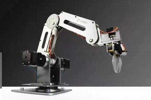 骄傲自豪！5个中国小伙设计的机器人手臂，引起美国科技界的关注